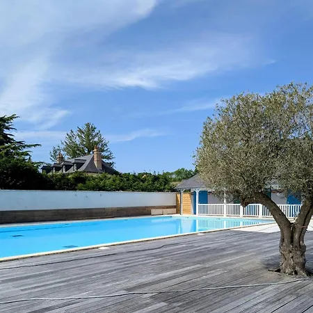 Duplex Avec Balcon • Piscine • Pres Honfleur
