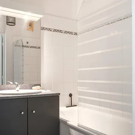 Duplex Avec Balcon • Piscine • Pres Honfleur * La Rivière-Saint-Sauveur