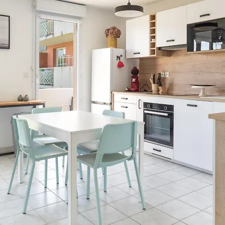 Duplex Avec Balcon • Piscine • Pres Honfleur *
